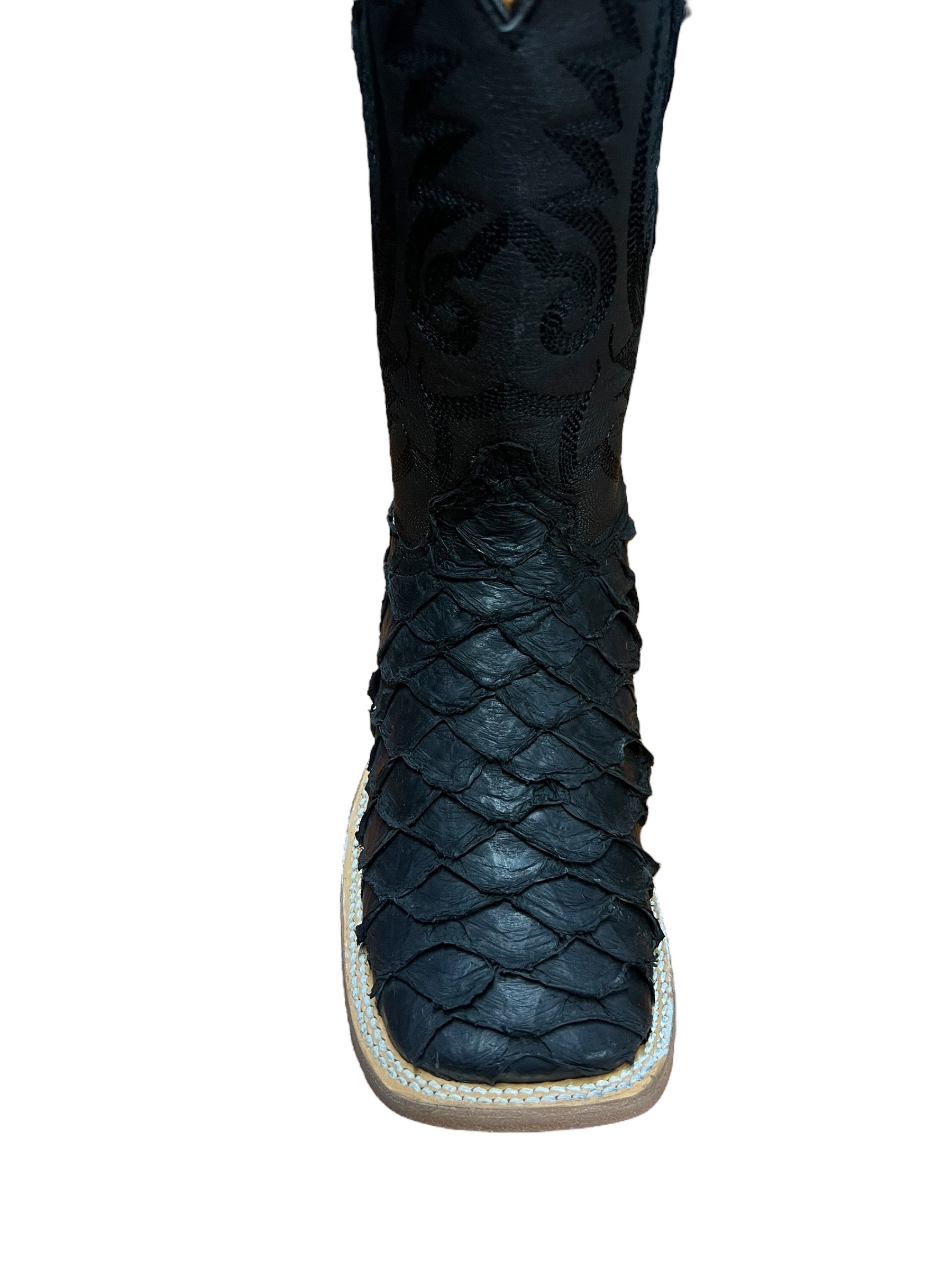 Ranchers Square Toe Matt Black fish