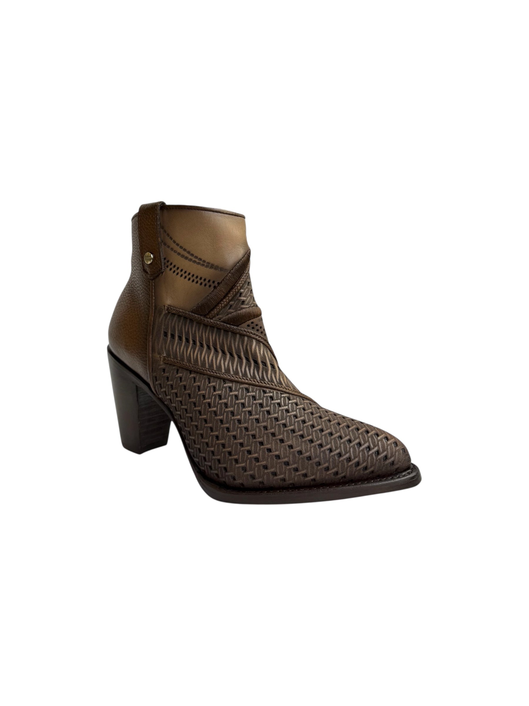 Cuadra Womens Ankle Boot Brown Laser & Embriodery & Studs & Zipper - CU946