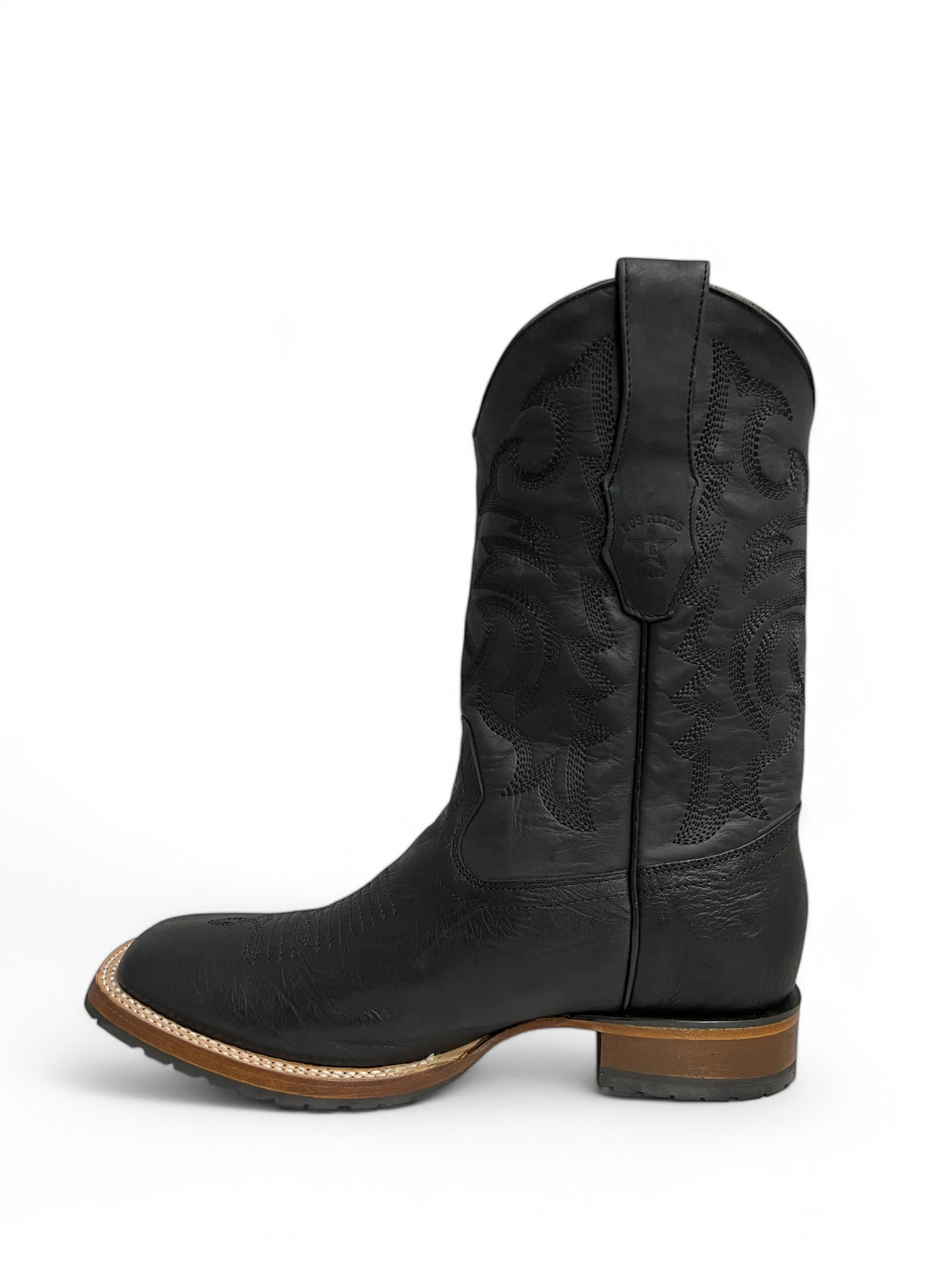 Los Altos Square Toe Bull Shoulder Black Rubber Sole - 82T3105