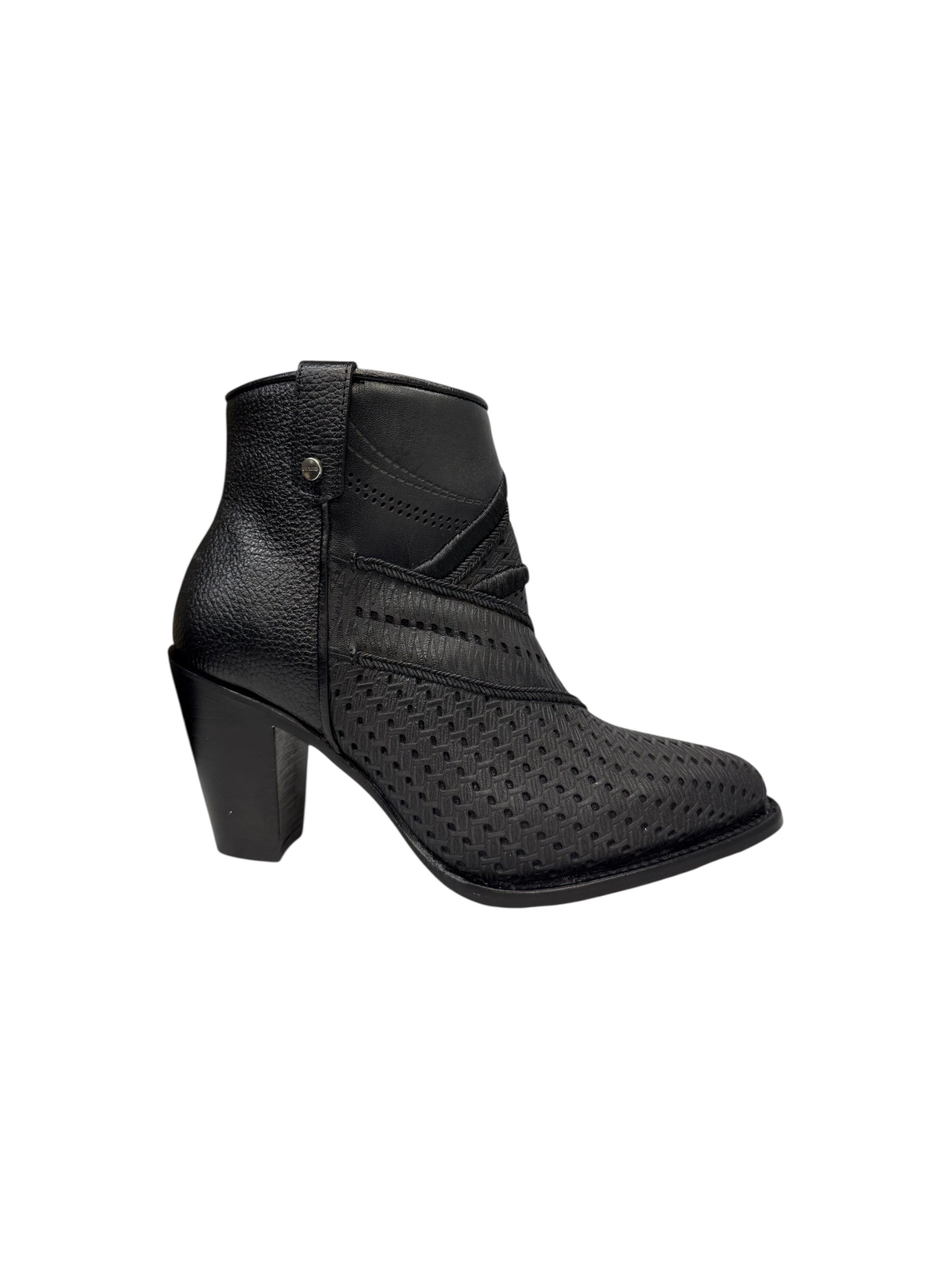 Cuadra Womens Ankle Boot Oxford Laser & Embroidery & Studs & Zipper - CU948